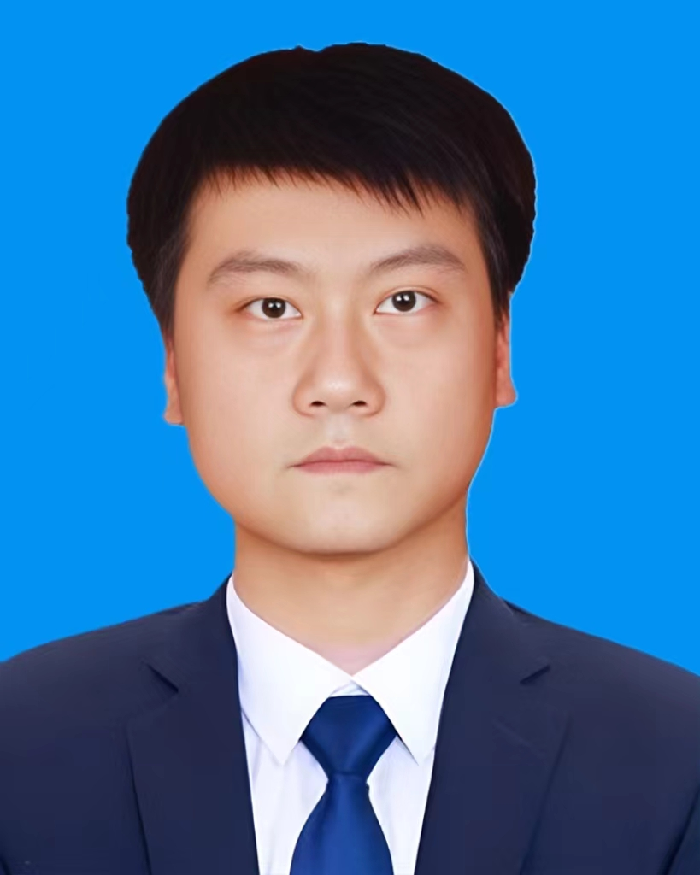 王亮