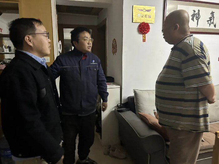 西城热力七分公司开展“访民问暖”活动，全力保障居民温暖过...