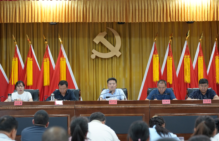 222团党委专题学习《习近平经济文选》第一卷